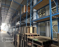 Maschine: OHRA hall K Regalhalle aus Kragarmregalen und Palettenregalen