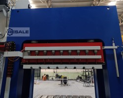 Maschine: DURENDUS 280 t Servo-Doppelständer-Heizpresse