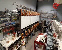 Maschine: SAGAFLUID 142-18 Automatisierte Probendosierung und robotische Vorbereitungssysteme