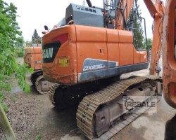 Maschine: DOOSAN CRAWLER EXCAVATOR DX 235 LC-5 Kettenbagger