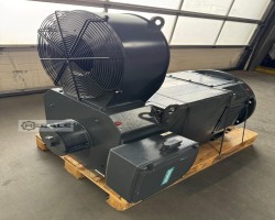 Maschine: SIEMENS SIMOTICS SEW 1PH8284-1DB13-0BU1-Z Elektromotor Siemens Simotics Hauptmotor Antrieb
