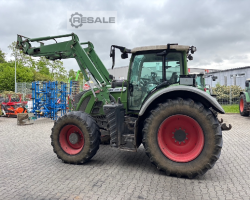 Maschine: FENDT 718 Vario S4 Power Traktor / Schlepper