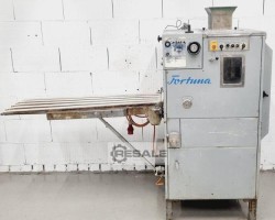 Maschine: FORTUNA KM 5 Teigteilwirkmaschinen