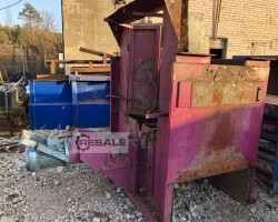 Maschine: BAUER 400 Ballenpressen