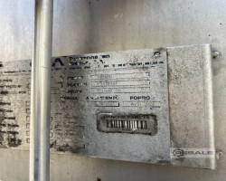 Maschine: U u Vertikaler Panzer