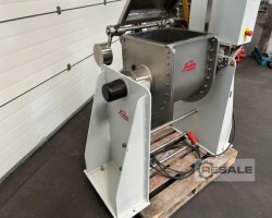 Maschine: LINDEN SM 60 Doppelwellenmischer