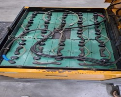 Maschine: JUNGHEINRICH EFX125 Schmalgangstapler