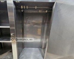 Maschine:  1800 x 1500 x 670 mm Edelstahlschrank