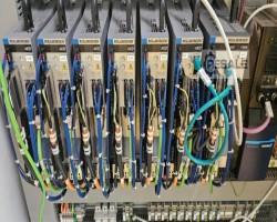 Maschine: FZH ENGINEERING Vario Flex Rohrtrennanlage Rohrtrennzelle Vollautomatisch