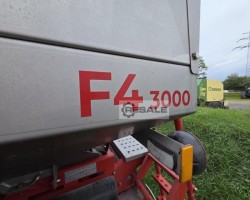 Maschine: BREDAL F4 Düngerstreuer