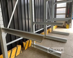 Maschine:  H:416 cm 500 Kg Kragarmregale