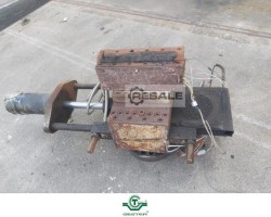 Maschine:  220 mm Hydraulischer Filterwechsler