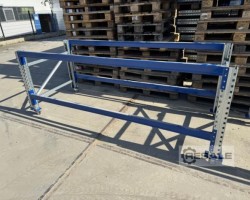 Maschine:   Packtisch