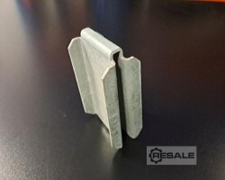 Maschine: META CLIP Shelf clamp Fachbodenregale