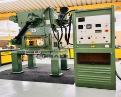 Maschine: BRUDERER BSTA 200 Schnelläuferpressen