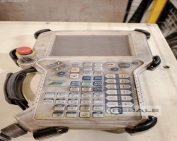 Maschine: KAWASAKI RA006L Roboterschweisszellen