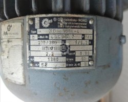 Maschine:   Bandwendelmischer Chargenmischer Batchmischer