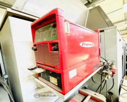 Maschine: ROBOLUTION 2x ABB IRB 2400L Roboterschweisszellen