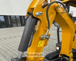 Maschine: MüLLER MACHINERY MB 12 - SH (Koop Diesel Motor) Minibagger