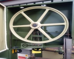 Maschine: CENTAURO SP600 Vertikalbandsägemaschinen