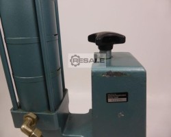 Maschine: MäDER DLP 1700 HV Direktwirkende Druckluftpresse Presse 17 kN