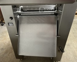 Maschine: MAJA ESB 4434 V Entschwartungsmaschinen