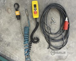 Maschine: MUYEN 1121-04 Drehkran