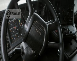 Maschine: SCANIA R124 LA6X2NA 420 