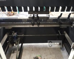 Maschine: DURMA AD-S 30175 CNC Abkantpressen