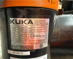 Maschine: KUKA KR 6 R900 sixx Industrieroboter