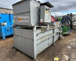 Maschine: LUDDEN AND MENNEKES STV1000 Presscontainer