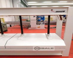 Maschine: ITALPRESSE V/4 Furnierpressen