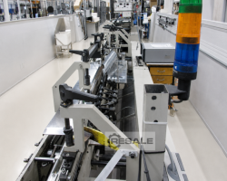 Maschine: JAGENBERG Diana 45-2 Faltschachtelklebemaschine