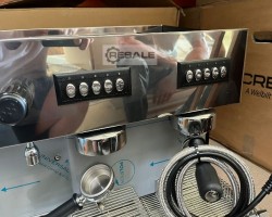 Maschine: LAMACATEC Capri II Black professionelle Espresso Kaffeemaschinen