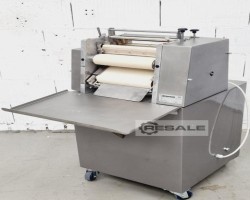 Maschine: UNIVERSUM HWM 30 Wickelmaschinen