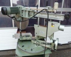 Maschine: GRAULE ZS 200N Gehrungskreissägen