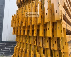 Maschine: META (THYSSEN) 2.700 mm / K: 85x50 mm / gelb Palettenregaltraverse Traverse Regaltraverse Regal