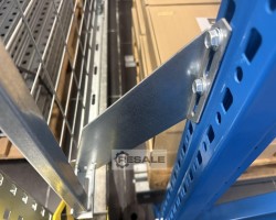 Maschine: DIAGONALLäNGE: 410 MM f. Überstand: 225mm/Variante 1 Konsole Halter f. Rückwandgitter Agraffenwinkel