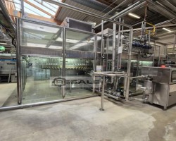 Maschine: DIVERSE u Complete PET Bottle Filling Line