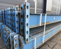 Maschine: SSI SCHäFER PR350 Lichte Weite: 2690mm/I00x50mm Palettenregaltraverse Traverse Regaltraverse