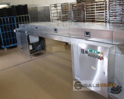 Maschine: BTI E-400/10 Schokoladenüberziehungsanlagen