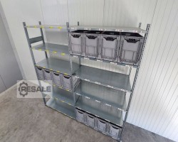 Maschine: SSI SCHäFER R3000 KISTENR Regallänge: 3,29 lfm. Fachbodenregale