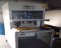 Maschine: ZEIGER GMBH  Mechanische Labor-Heizpresse