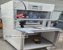Maschine: ZEIGER GMBH  Mechanische Labor-Heizpresse