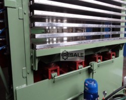 Maschine: SIEMPELKAMP PR 2500 x 1300 Pressen