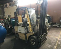 Maschine: YALE GLP-030AUA V Gas Stapler