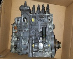 Maschine: BOSCH ODER LIEBHERR 4 Zylinder A924 Einspritzpumpe Diesel