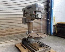 Maschine: ALZMETALL AB4 SJ Saeulenbohrmaschine Standbohrmaschine