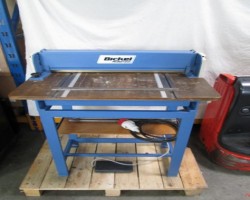 Maschine: BICKEL HK3/50 Nut-Perforiermaschine