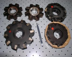 Maschine: WALTER  Seitenfräser